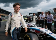 开云体育官网-索伯车队碾压哈斯车队，诺里斯高光表现的简单介绍