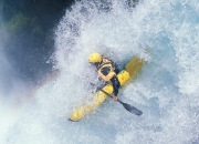 开云官方app入口-文班亚马点燃德甲争冠之夜，当篮球天才闯入足球圣殿