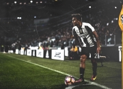 开云体育APP下载-从质疑到加冕，恩比德的自我救赎与老鹰战术如何压制掘金