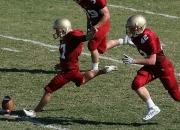 开云足球直播-赛道上的逆袭，哈斯车队鏖战红牛，维斯塔潘状态火热下的战术博弈