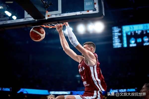 包含日本男篮绝杀中国男篮,波尔津吉斯统治全场的词条 包含日本男篮绝杀中国男篮,波尔津吉斯统治全场的词条