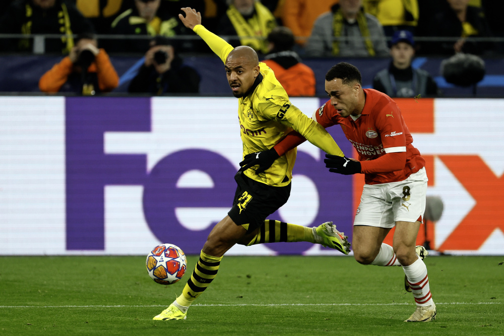 关于多特蒙德队在国际足球赛场上完美发挥的信息 关于多特蒙德队在国际足球赛场上完美发挥的信息