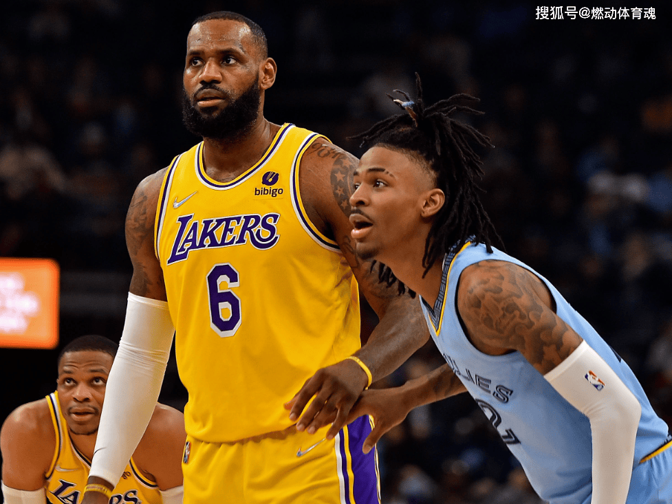 灰熊击败老鹰,再次获得胜利 灰熊击败老鹰,再次获得胜利