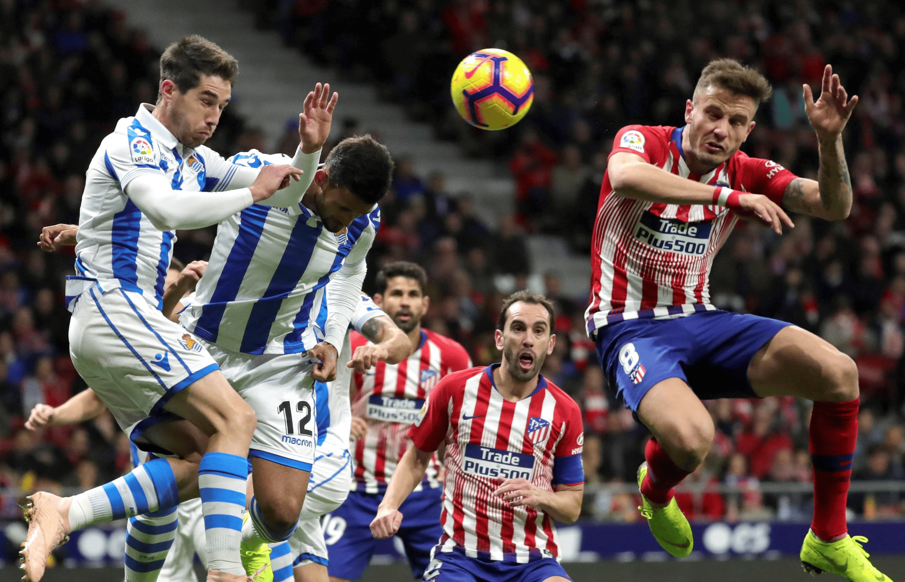 皇马遗憾不敌拜仁,无缘欧冠决赛! 皇马遗憾不敌拜仁,无缘欧冠决赛!