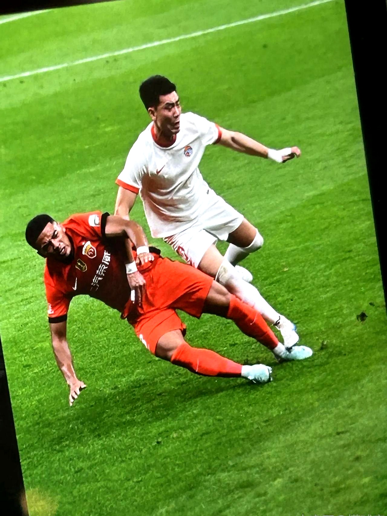 对手难缠,球队胜利来之不易 对手难缠,球队胜利来之不易