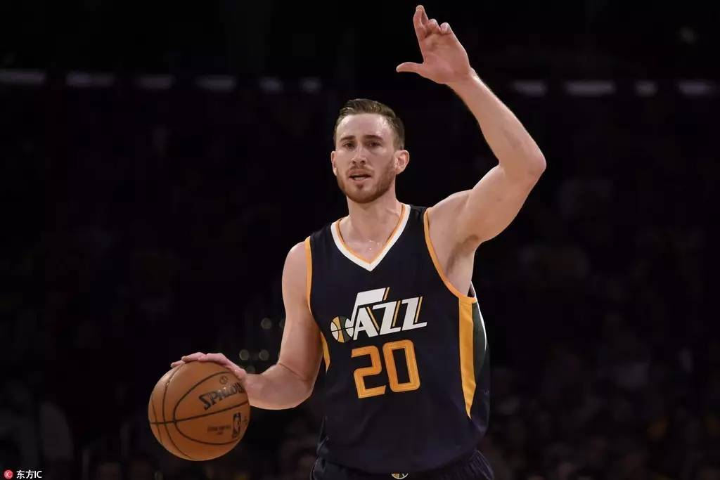 包含威廉姆斯翻盘红牛二队,拉塞尔高光表现的词条 包含威廉姆斯翻盘红牛二队,拉塞尔高光表现的词条