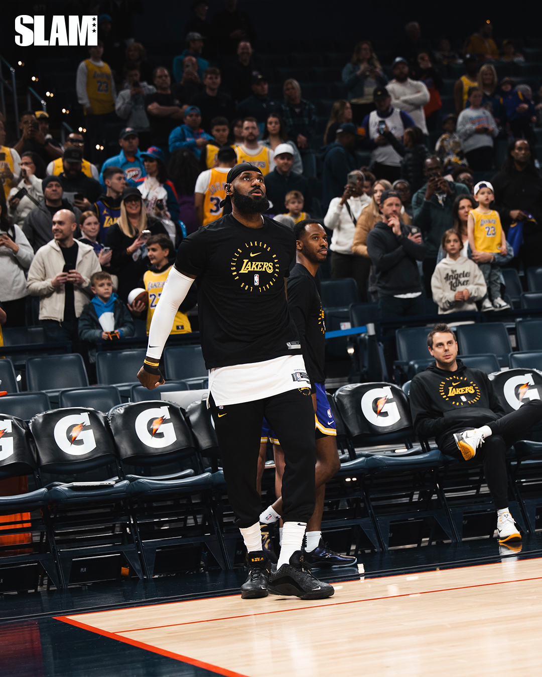 爵士鏖战辽宁队，詹姆斯惊艳四座